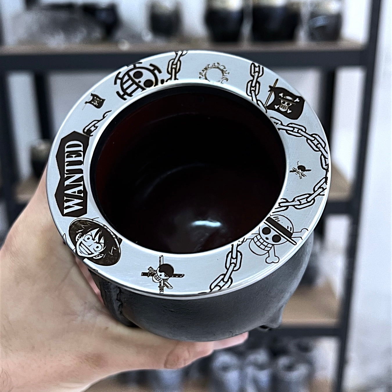 Mate clásico Grabado One Piece Piratas