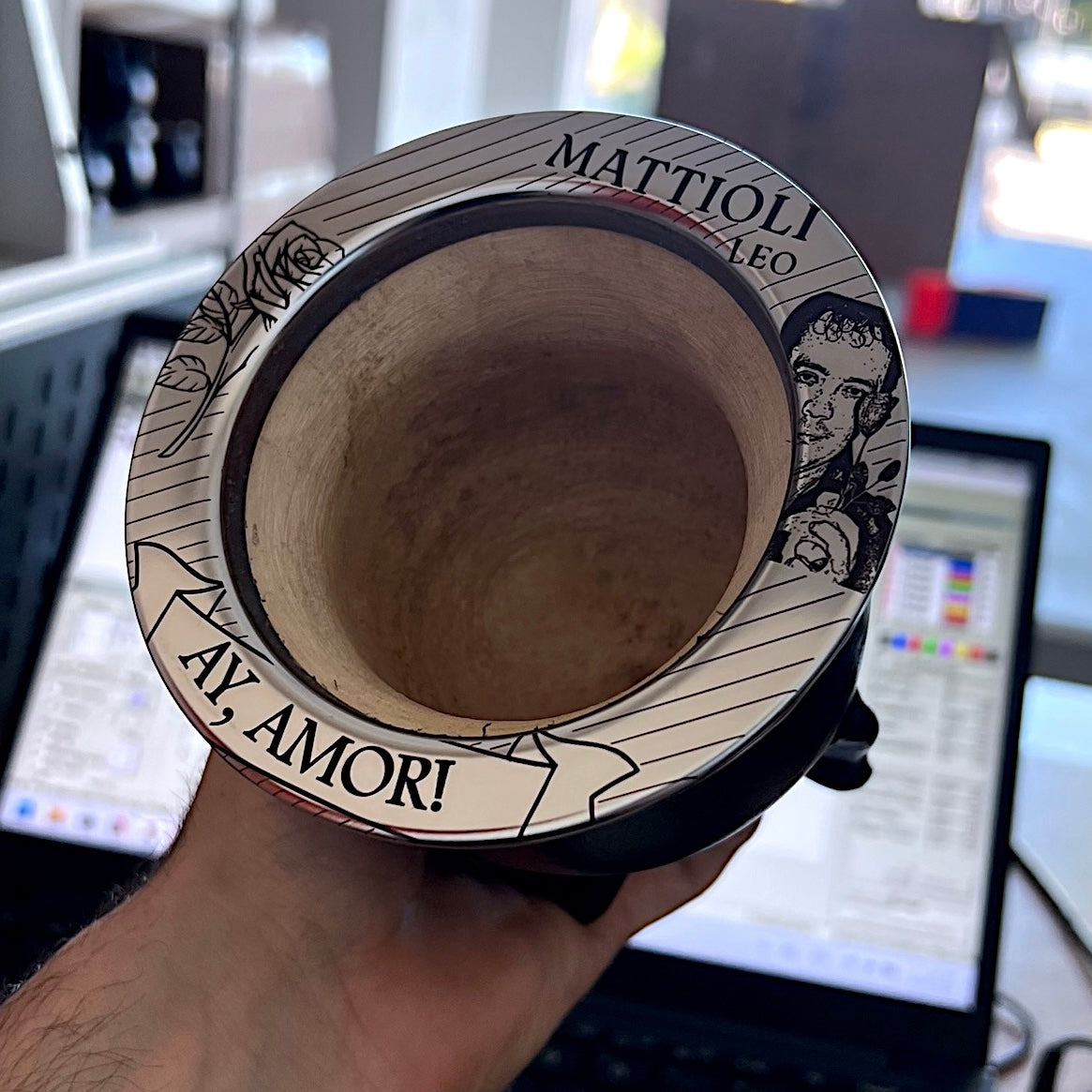 Mate clásico personalizado grabado Leo Mattioli