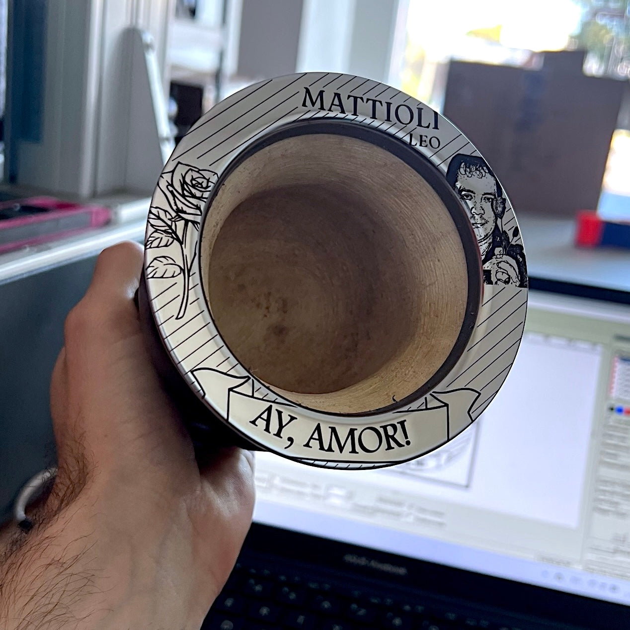 Mate clásico personalizado grabado Leo Mattioli