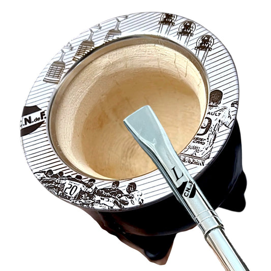 Mate clásico diseño de Nacional + Bombilla de Alpaca grabada Idela Regalo