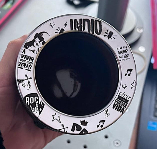 Mate Indio Solari – Un regalo con alma de rockera